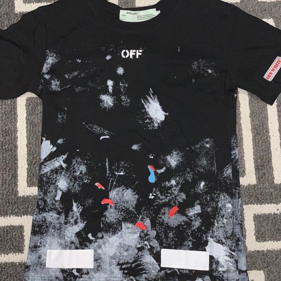 Off-White T-Shirt